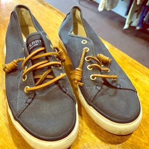 Sperry blue shoes